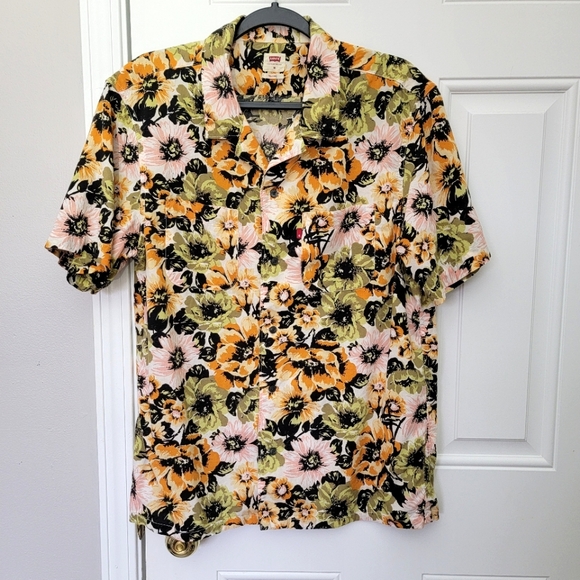 Levis Mens Short Sleeve Hawaiian Floral Button Down Shirt 2 Pocket Size M - Picture 1 of 13